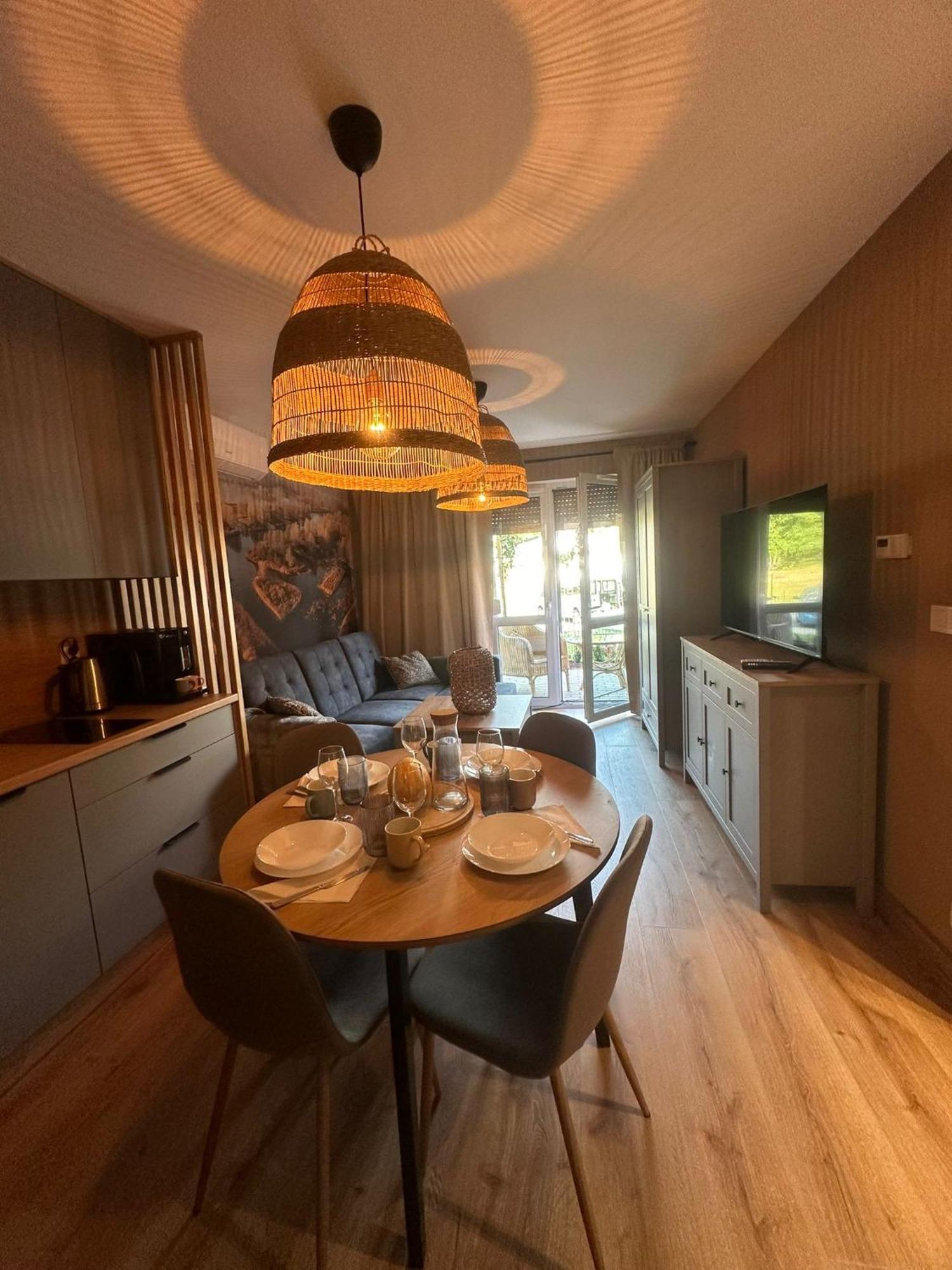 Apartament 8 Z Ogrodkiem I Prywatna Sauna, Rowery, Spacery W Dolinie Baryczy - 5D Apartamenty Milicz Exteriér fotografie