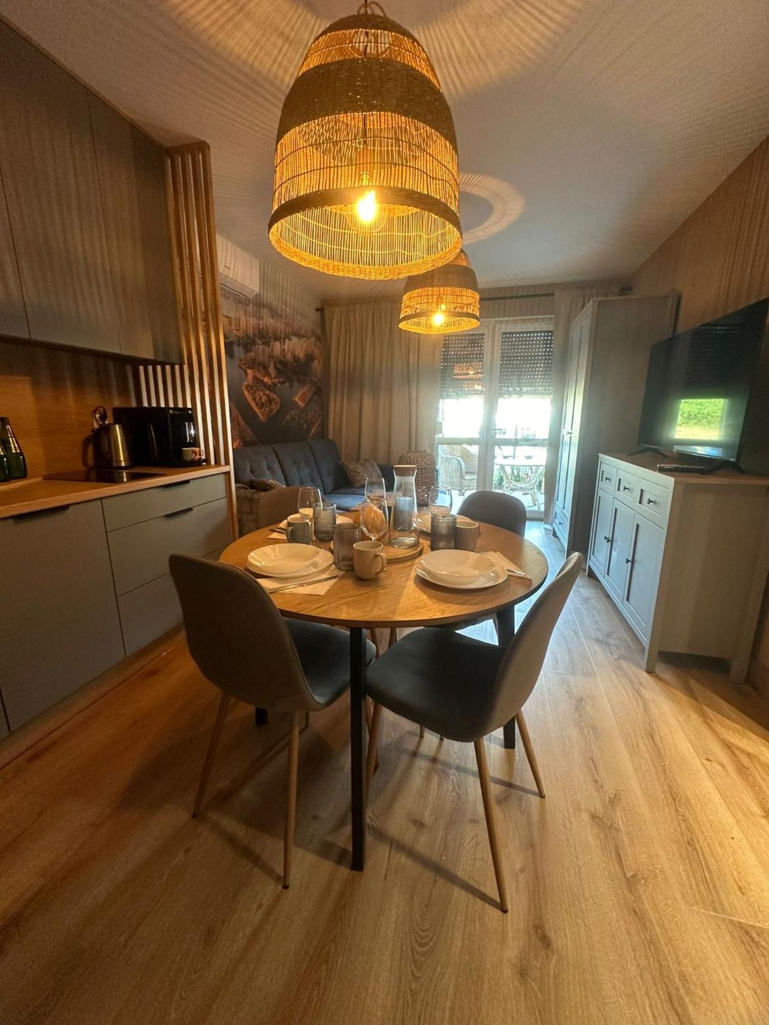 Apartament 8 Z Ogrodkiem I Prywatna Sauna, Rowery, Spacery W Dolinie Baryczy - 5D Apartamenty Milicz Exteriér fotografie